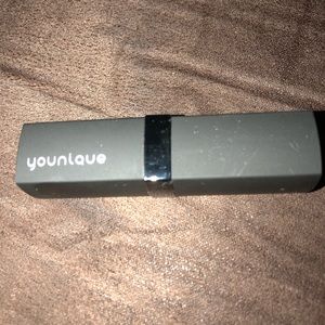 Younique lipstick